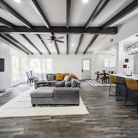 Gorgeous Renovated Home With Large & Private Lot Winchester エクステリア 写真