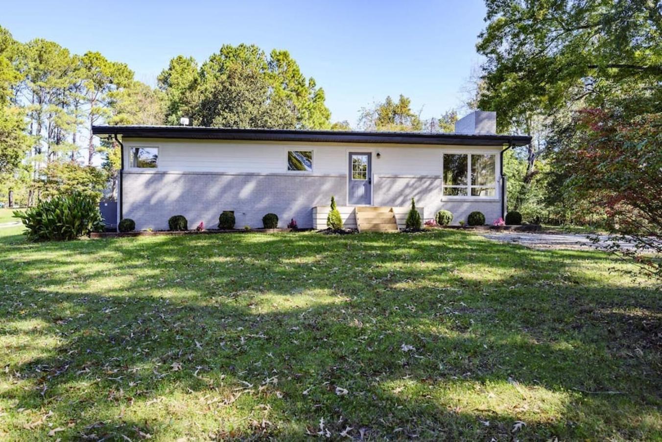 Gorgeous Renovated Home With Large & Private Lot Winchester エクステリア 写真