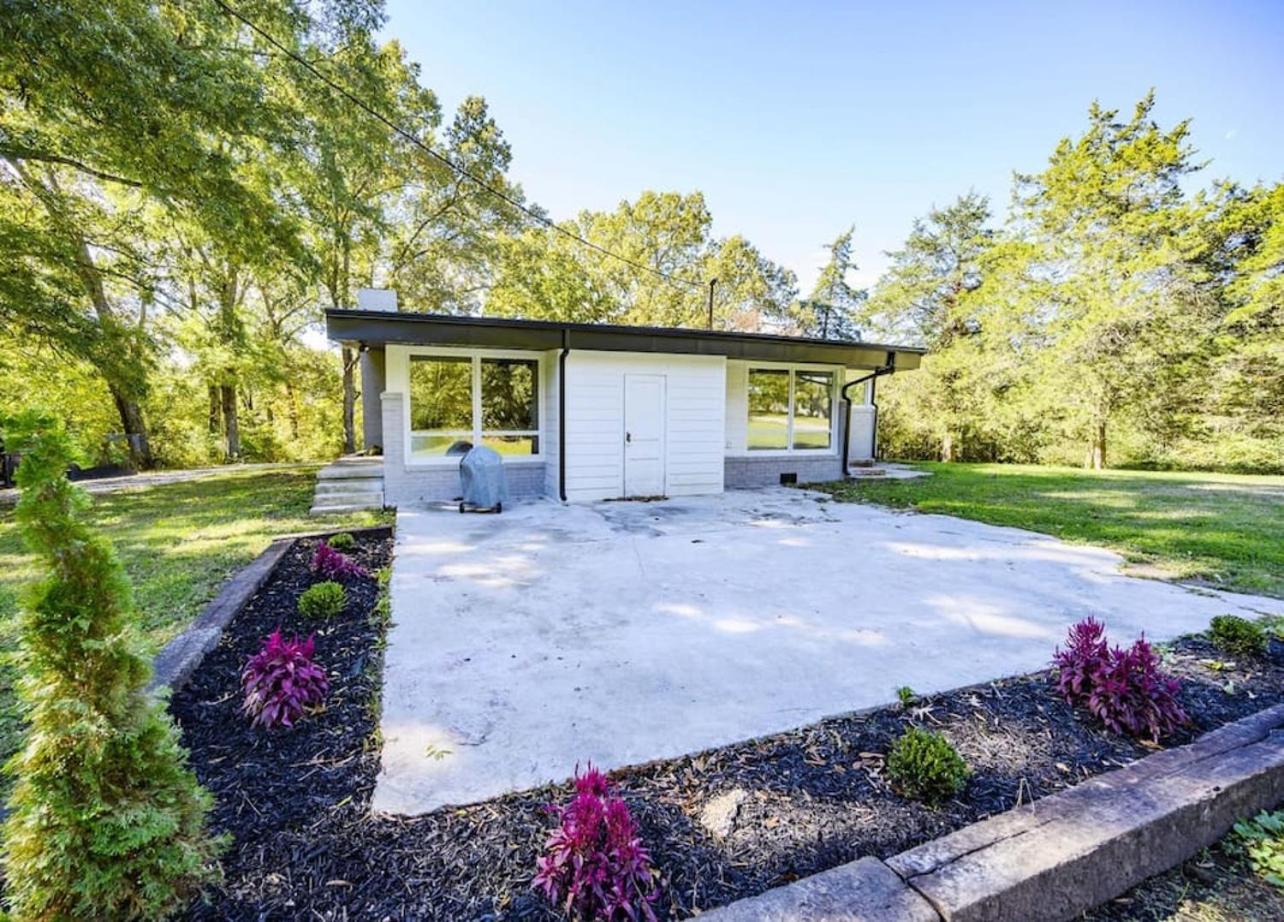 Gorgeous Renovated Home With Large & Private Lot Winchester エクステリア 写真