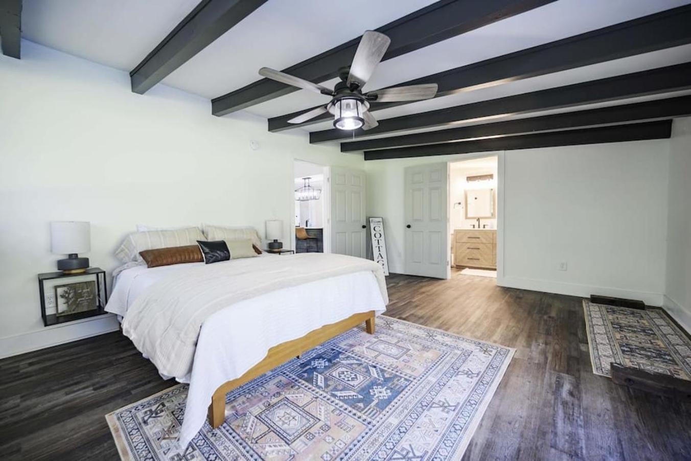 Gorgeous Renovated Home With Large & Private Lot Winchester エクステリア 写真