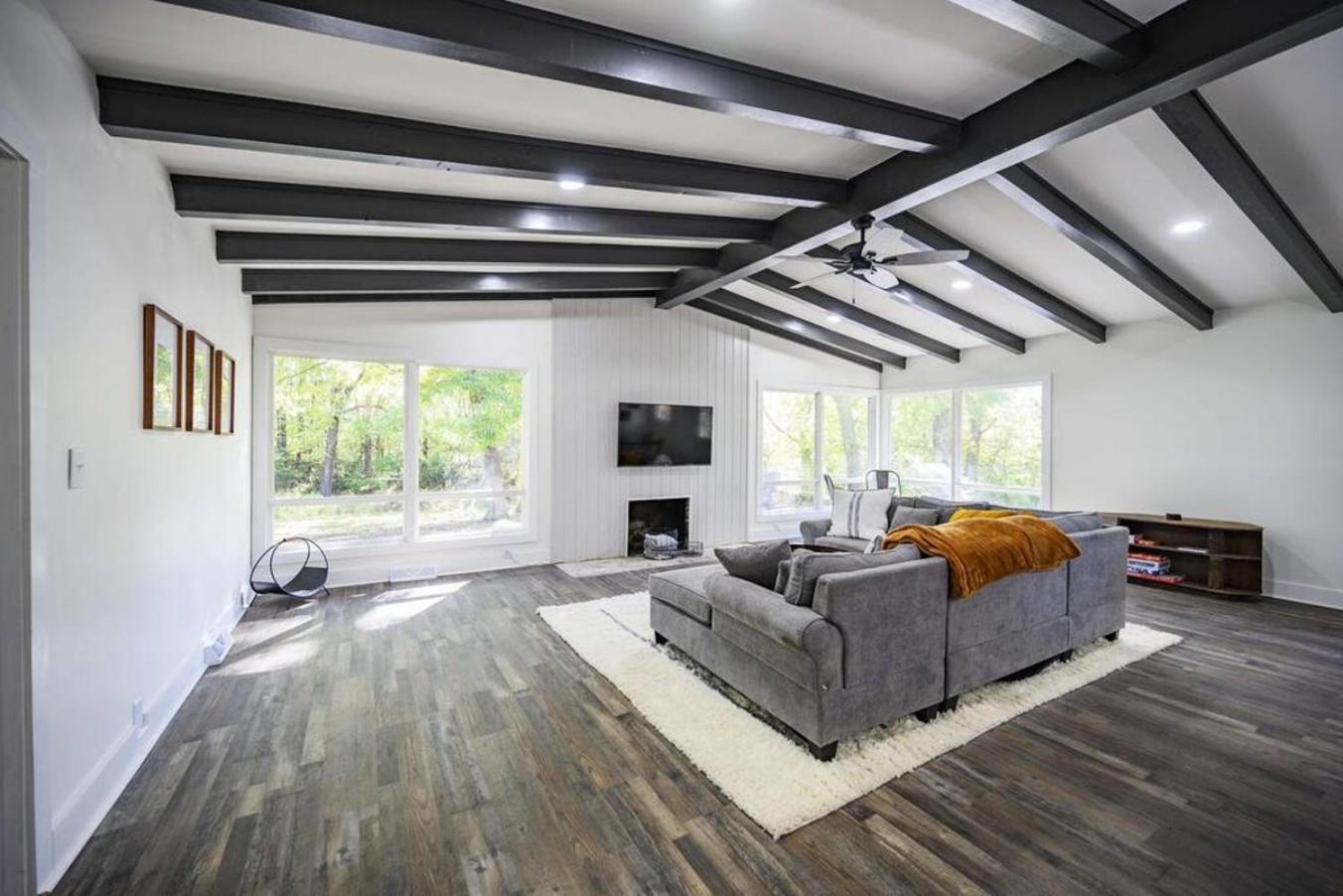 Gorgeous Renovated Home With Large & Private Lot Winchester エクステリア 写真